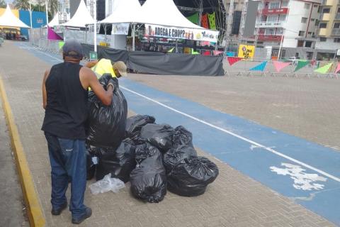Mais de 1,2 tonelada de material reciclável é recolhida durante o Carnaval em Mongaguá
