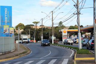 Avenida dos Imigrantes com a rua Felipe Siqueira