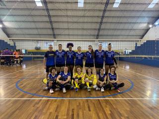 Equipe de Voleibol Feminino Adulto de Bragança Paulista vence Americana na Copa Itatiba