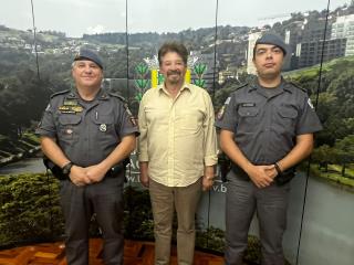 05.10.2023 Prefeito recebe novo comandante do 34º Batalhão de Polícia Militar de Bragança Paulista
