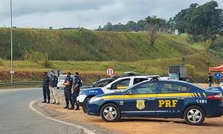 07.05.2021 Forças de segurança pública estão realizando bloqueios com ações para evitar aglomerações e proliferação do Covid-19 (1)