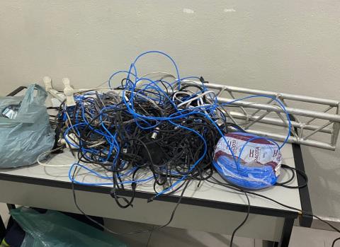 Guarda Civil Municipal aborda suspeito e apreende materiais