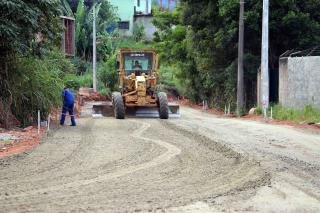 08.04.2020-Fotos das ruas Lilás, das Cerejeiras e dos Ipês no bairro jardim Lago do Moinho - Empresa Pavidezq