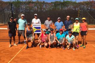 12.04.2022 Equipe de tênis da Secretaria da Juventude, Esportes e Lazer se prepara para os Jogos da Melhor Idade (1)
