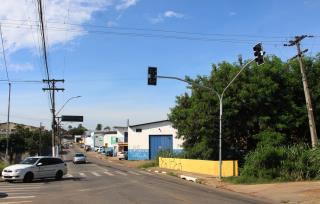 12.01.2021 Novos semáforos da Alziro de Oliveira e Atilio Menin