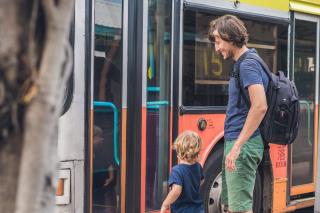 14.06.2023 Projeto de Lei que fornece vale-transporte gratuito aos pais