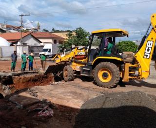 15.01.2021 Prefeitura realiza obras emergenciais na Rua Conrado Stefani (3)