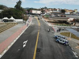 18.06.2021 Via paralela à Praça da Poesia recebe o nome de Pedro Splendore (4)
