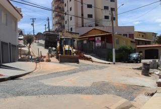 Obras de combate aos alagamentos no Jardim Comendador Cardoso seguem em andamento (1)