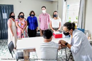 21.01.2021 Residência Inclusiva Abrigo para pessoas adultas com deficiência, o primeiroa receber a dose foi Cristiano Moreira da Silva, 33 anos