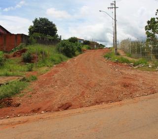 Iniciada a pavimentação da Rua das Indústrias no Distrito Industrial 4 (1)