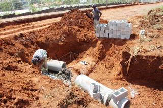 Iniciada a pavimentação da Rua das Indústrias no Distrito Industrial 4 (3)