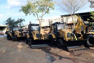 21.05.2020 Frota Prefeitura Novos Caminhoes, Tratores e Ambulancia2