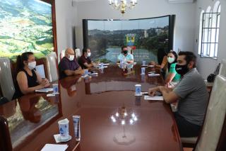 23.02.2021 Reunião entre secretarios vice prefeito e  funcionarios da Escola Sesi 2