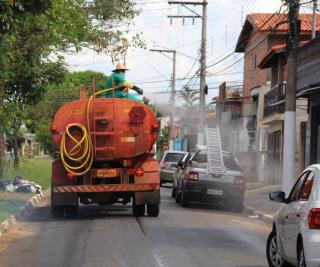 24.02.21 Prefeitura realiza higienização e desinfecção de vias diariamente no município