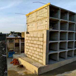 21.05.2021 Gavetários em construção no Cemitério da Saudade (3)