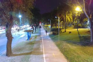 Trecho da ciclovia na Avenida dos Imigrantes recebe lâmpadas de LED carregadas por energia solar02