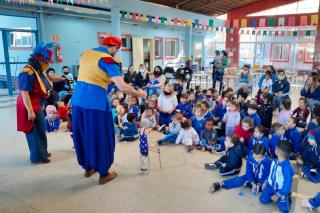 24.06.2022 Escola Municipal Prof. Marisa Valério Pinto recebe Espetáculo Teatral com Marionetes (2)