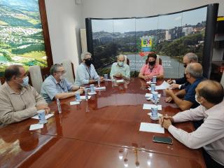 26.04.2022 Prefeitura assina convênio para benefício de cartão de crédito consignado aos servid (1)