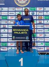25.05.2023 Nadadora de Bragança Paulista participou do 6º Torneio de Natação Pré-Mirim a Petiz em Americana- SP