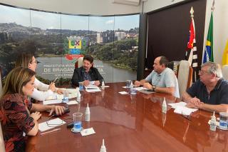 04.08.2022 Prefeito recebe Frente Parlamentar para discussão de demandas  (1)