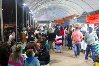 Feira Noturna estimula o agronegócio e promove entretenimento à população (1)