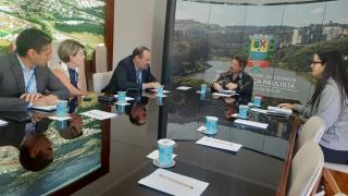 21.07.2023 Prefeito Prof. Amauri recebe visita do Superintendente Executivo da Caixa Econômica Federal (1)