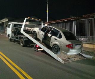 Motorista com CNH vencida e veículo irregular é abordado pela GCM em Bragança Paulista (2)