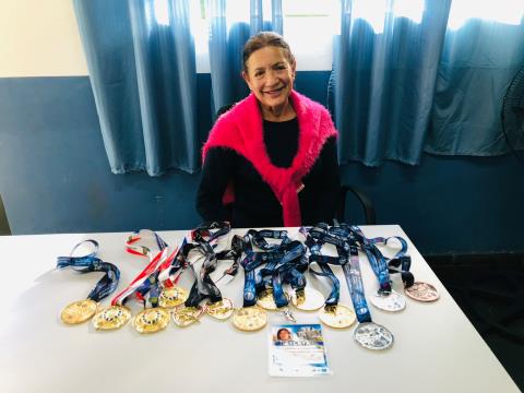 Nadadora Bragantina Conquista 8 Medalhas no Brasileiro Masters
