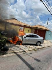 Incêndio veículo da Educação 01