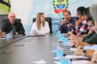 02.08.2023 Prefeitura realiza reunião de planejamento para desfile de 7 de setembro (1)