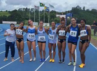 60 metros as atletas de Bragança Paulista Kamily Fernanda e Beatriz Barbosa