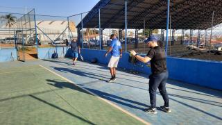 11.08.2023 Aulas de tênis são ministradas gratuitamente para a população bragantina (5)