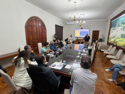 Secretaria de Governo, Desenvolvimento Econômico e Inovação apresenta avanços em modernização e reforço da segurança digital na gestão municipal