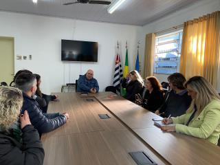 20.06.2023 Secretaria de Educação recebe comitiva de Pinhalzinho (1)