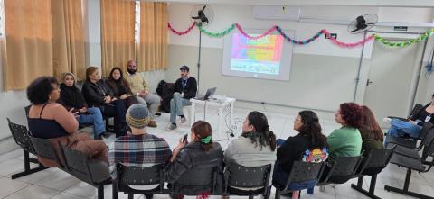 Encontro celebra o Mês do Orgulho LGBTQIAPN+ com diálogo, acolhimento e promoção da saúde