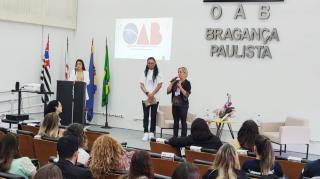 Coordenadoria de Políticas Públicas para Mulheres participa de palestras sobre a violência contra a mulhe (2)