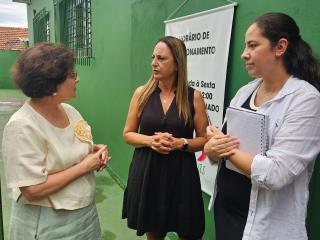 Vice-prefeita e secretária de saúde visitam instalações da Associação São Lucas (1)