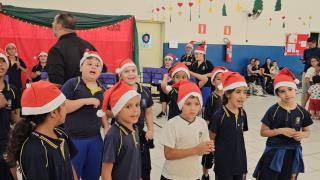 Alunos do Projeto Musicalizando Bragança realizam apresentações natalinas nas escolas municipais (1)