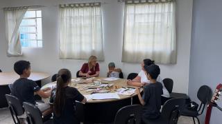 Visita vice-prefeita Gi Borboleta oficinas de férias 01