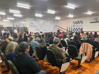 Prefeitura entrega 150 tablets aos agentes comunitários de saúde e aos profissionais do PAD (8)
