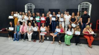 Alunos recebem diplomas dos cursos profissionalizantes oferecidos pelo Fundo Social de Bragança Paulist (3)