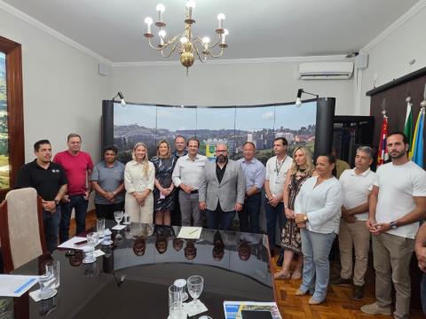 Ato de anúncios oficiais, com novos investimentos, serviços e avanços para o município (3)