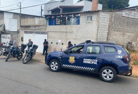Rápida ação da GCM localiza moto com placa adulterada