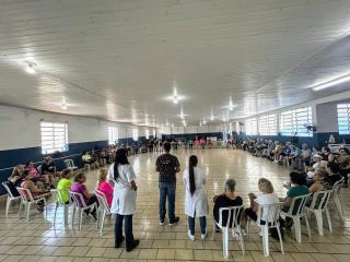 Atividade coletiva no Ginásio Lourenção (2)