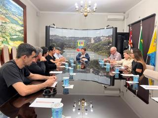 Prefeitura realiza reunião com os representantes da Associação de Guardas Municipais de Bragança Paulista e Região (2)