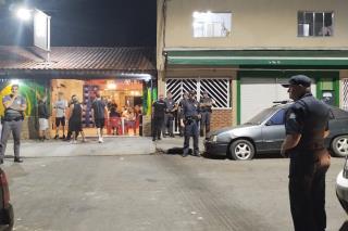 Operação conjunta na Rua João Polidori fiscaliza bares 02