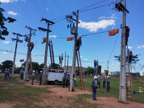 Energisa faz plantão de atendimento no PAT de Bragança Paulista para inscrições no curso gratuito de eletricista