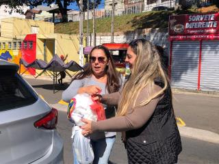 05.06.2023 Drive Thru promove Educação Ambiental com coleta de diversos resíduos (2)
