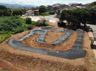 13.03.2021 Pavimentação Pista de Pump Track  (2)